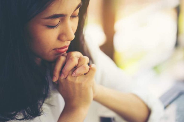 Why is Prayer Important? 4 powerful reasons. 1