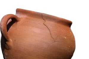 The Cracked Pot 1